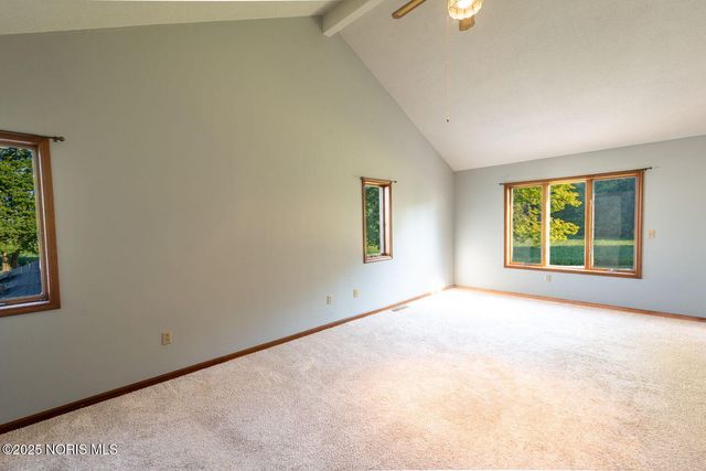 222 Lakeview Drive, Bryan, OH 43506