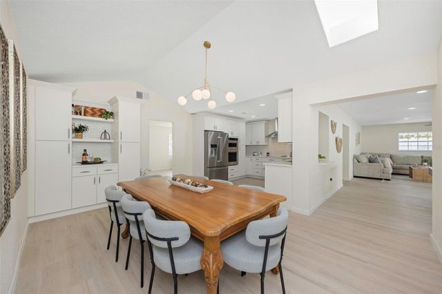 11419 47TH AVENUE N, St Petersburg, FL 33708