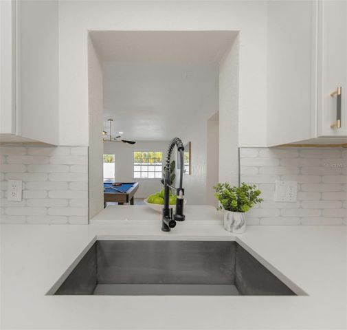 11419 47TH AVENUE N, St Petersburg, FL 33708