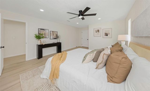 11419 47TH AVENUE N, St Petersburg, FL 33708