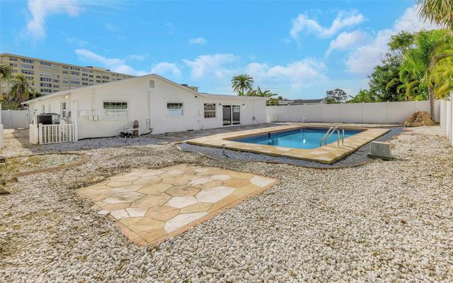 11419 47TH AVENUE N, St Petersburg, FL 33708