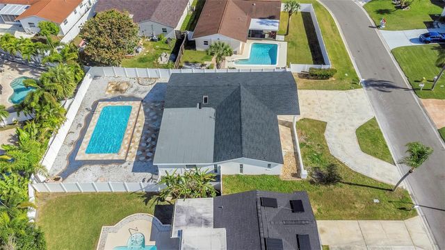 11419 47TH AVENUE N, St Petersburg, FL 33708