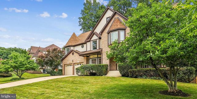 12607 LAKE NORMANDY LN, Fairfax, VA 22030