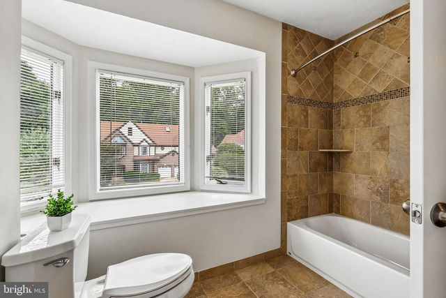 12607 LAKE NORMANDY LN, Fairfax, VA 22030