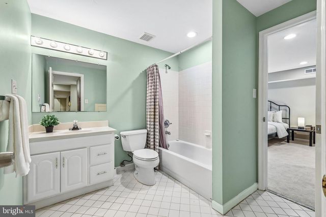 12607 LAKE NORMANDY LN, Fairfax, VA 22030