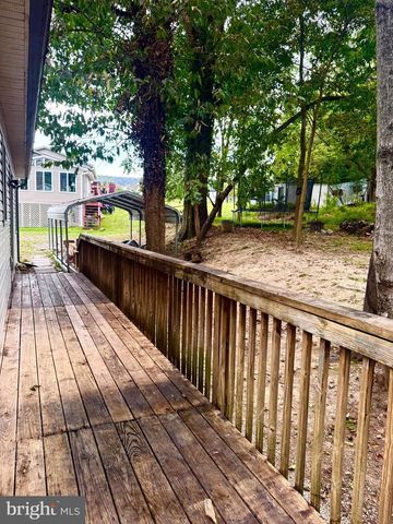 115 OLD FURNACE RD, Harpers Ferry, WV 25425