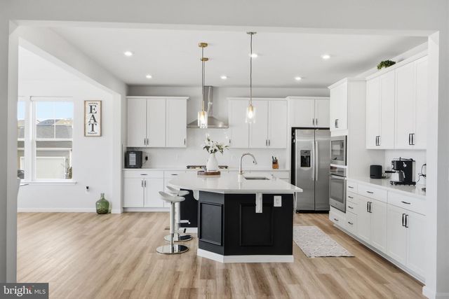 128 POE DR, Winchester, VA 22602