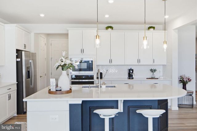 128 POE DR, Winchester, VA 22602