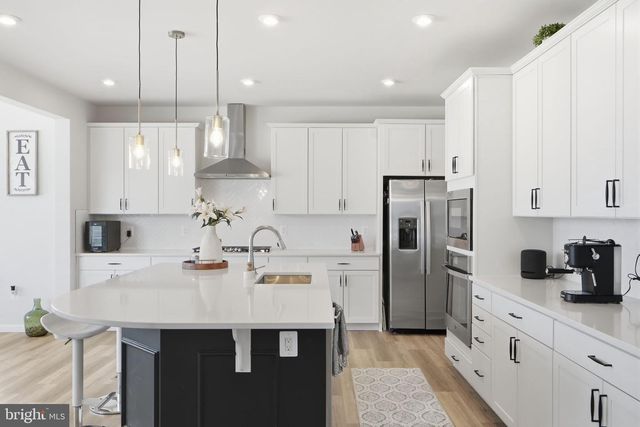 128 POE DR, Winchester, VA 22602