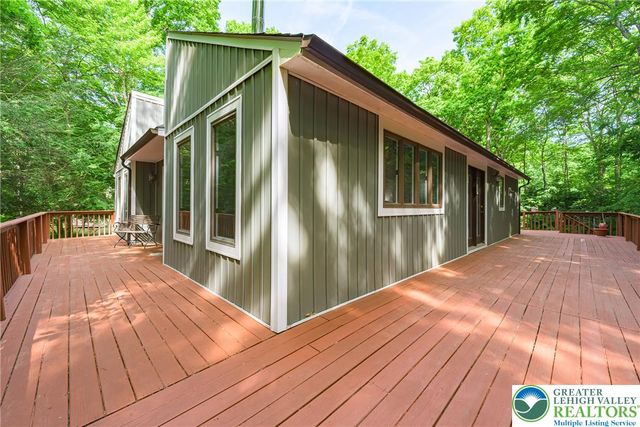 53 White Oak Drive, Penn Forest Twp, PA 18229