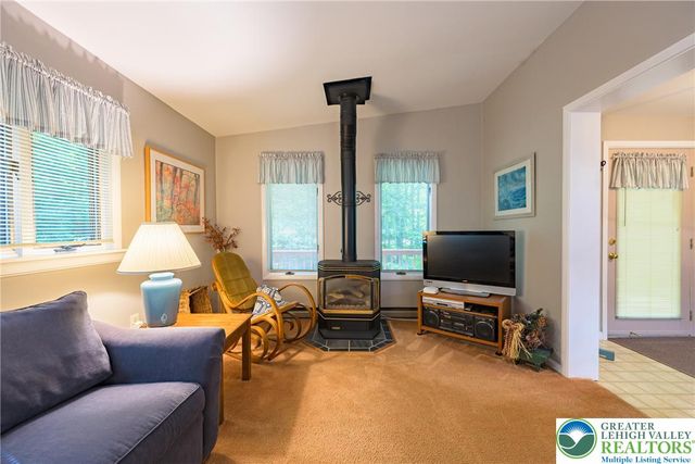 53 White Oak Drive, Penn Forest Twp, PA 18229