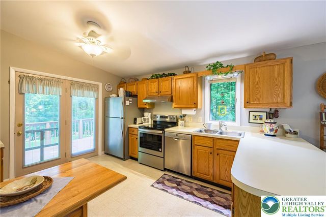 53 White Oak Drive, Penn Forest Twp, PA 18229