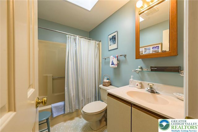 53 White Oak Drive, Penn Forest Twp, PA 18229