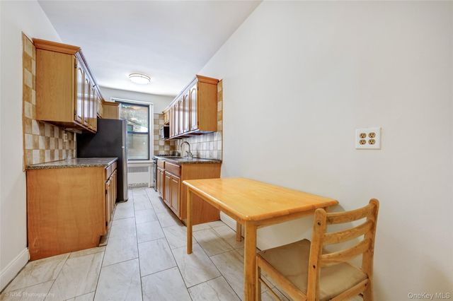 47-20 42nd Street 1B, Sunnyside, NY 11104