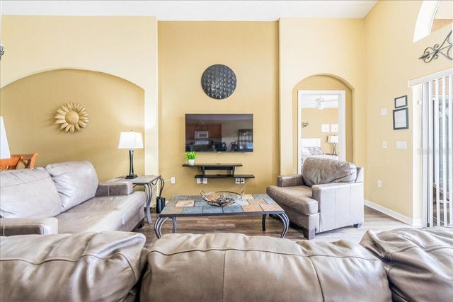 628 KENSINGTON DRIVE, Davenport, FL 33897