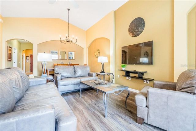 628 KENSINGTON DRIVE, Davenport, FL 33897