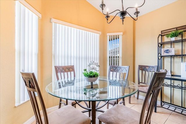 628 KENSINGTON DRIVE, Davenport, FL 33897