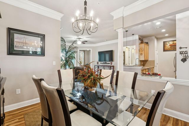 200 River Landing Drive 204f, Charleston, SC 29492