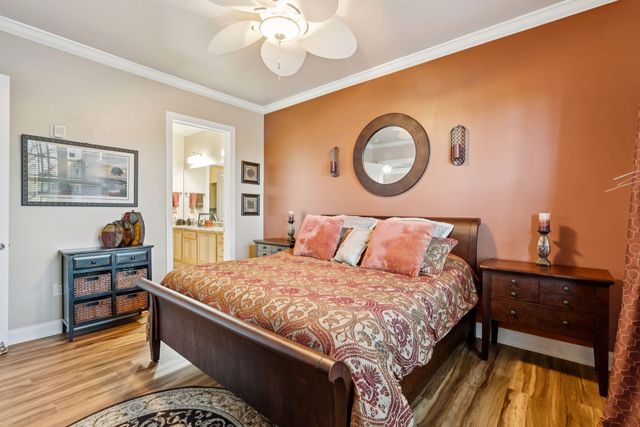 200 River Landing Drive 204f, Charleston, SC 29492