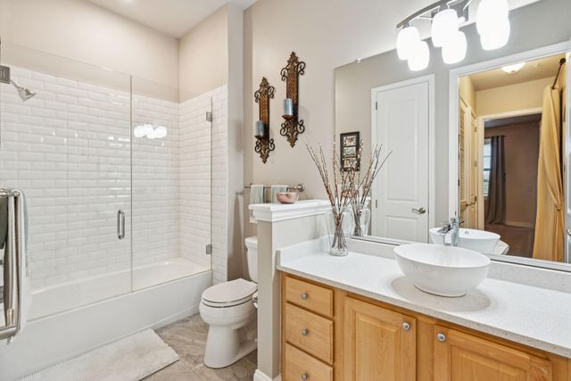 200 River Landing Drive 204f, Charleston, SC 29492