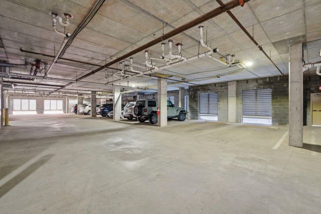 200 River Landing Drive 204f, Charleston, SC 29492