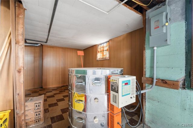 1035 Oak Street, Syracuse, NY 13203