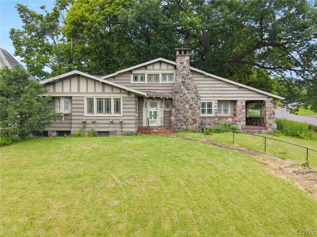 1035 Oak Street, Syracuse, NY 13203