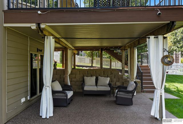 4614 Windcrest Drive, Bellevue, NE 68133