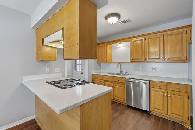 518 Leuty Street, Justin, TX 76247