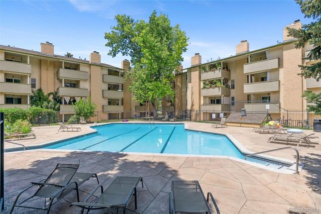 3035 Oneal Parkway 37V, Boulder, CO 80301