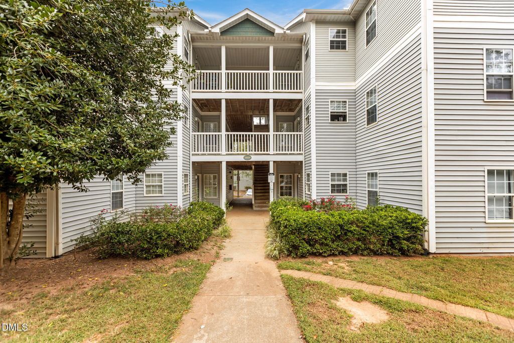 3020 Centennial Woods Drive 101, Raleigh, NC 27603