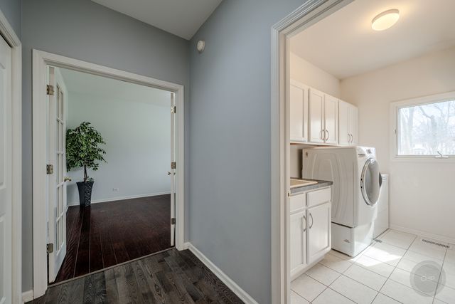 2805 Clara Avenue, Aurora, IL 60502