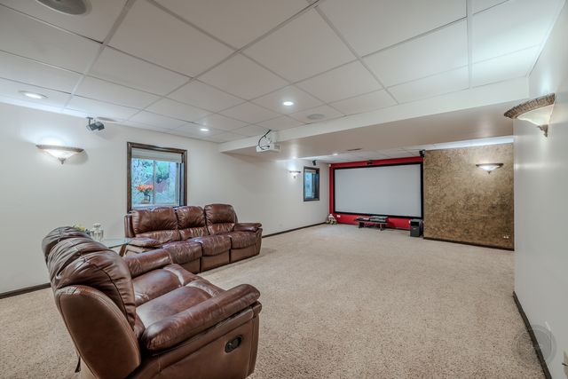 2805 Clara Avenue, Aurora, IL 60502