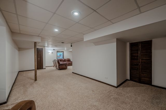 2805 Clara Avenue, Aurora, IL 60502