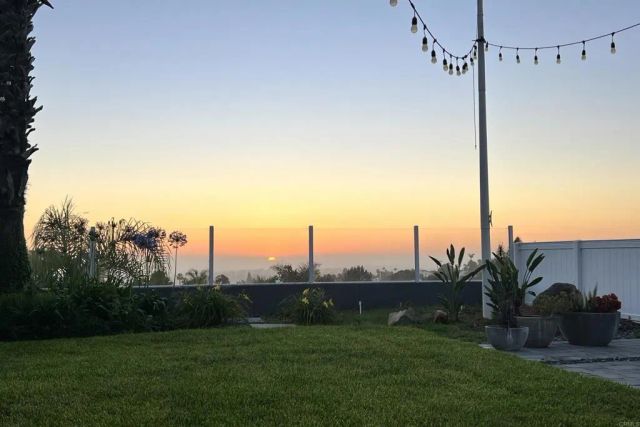 6827 El Fuerte Street, Carlsbad, CA 92009