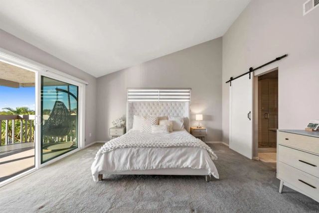 6827 El Fuerte Street, Carlsbad, CA 92009