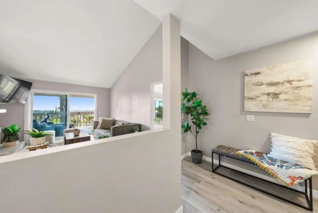 6827 El Fuerte Street, Carlsbad, CA 92009