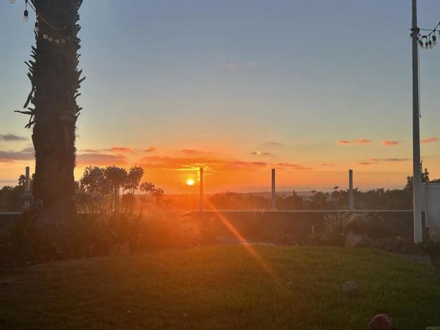 6827 El Fuerte Street, Carlsbad, CA 92009