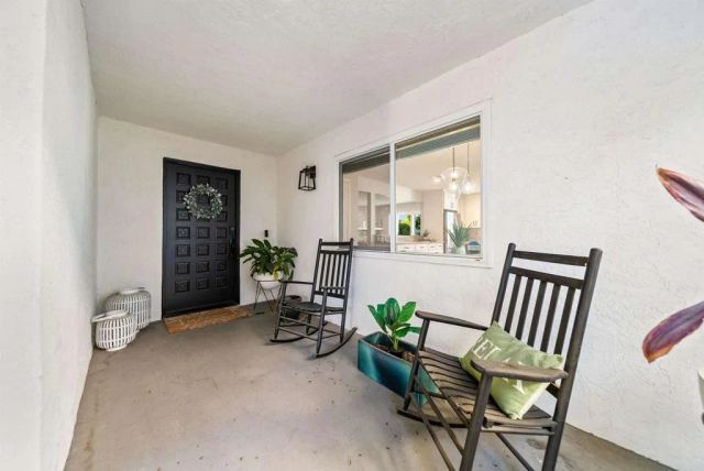 6827 El Fuerte Street, Carlsbad, CA 92009