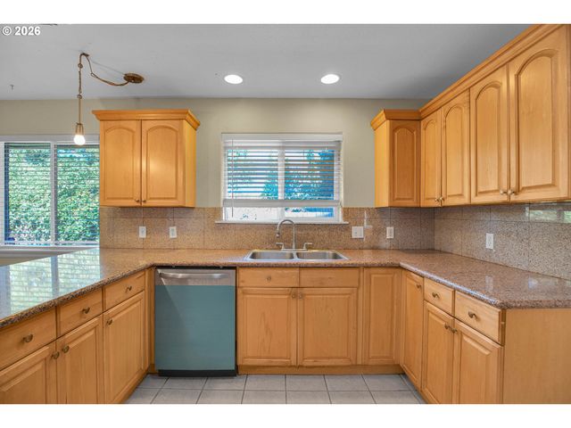 14109 Se ELLIS St, Portland, OR 97236