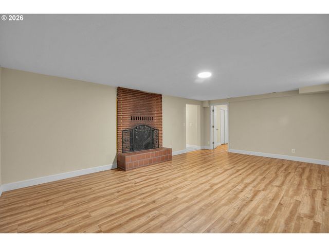 14109 Se ELLIS St, Portland, OR 97236