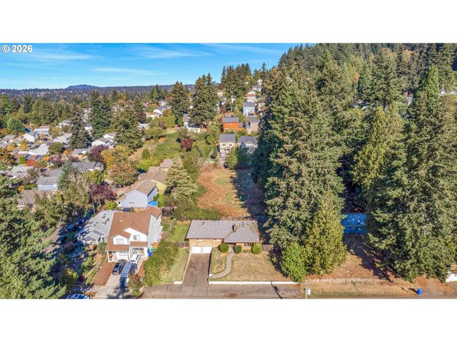 14109 Se ELLIS St, Portland, OR 97236