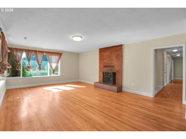 14109 Se ELLIS St, Portland, OR 97236