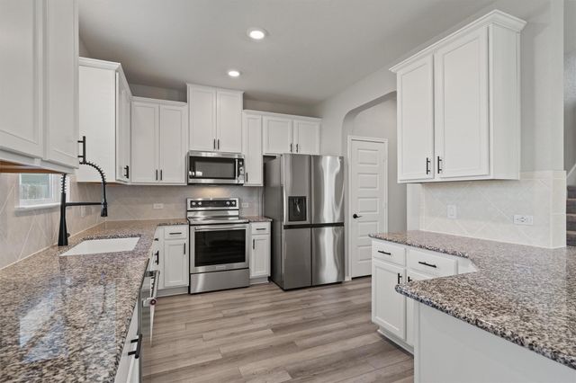 213 Sweet Autumn DR, Georgetown, TX 78626