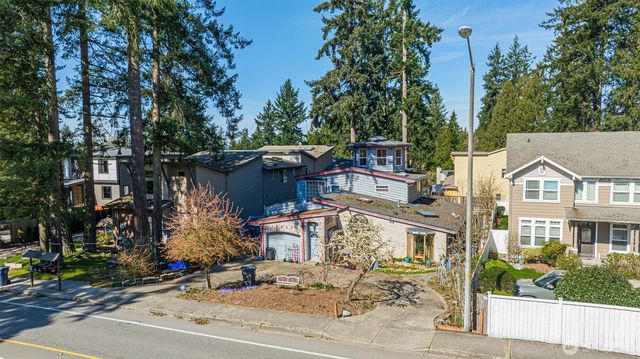 12238 NE 70th Street, Kirkland, WA 98033
