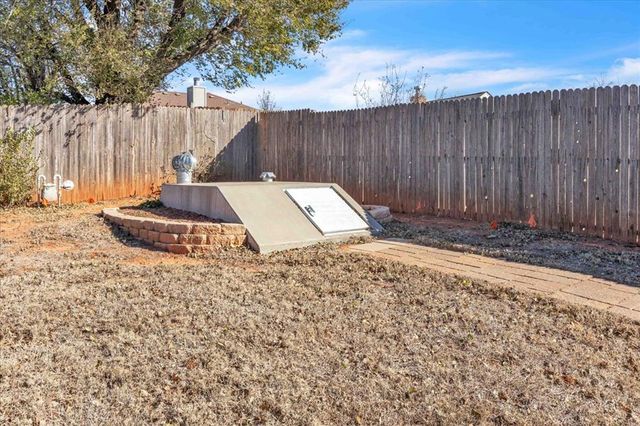 1923 E Lakeside Terrace, Mustang, OK 73064