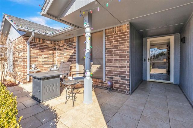 1923 E Lakeside Terrace, Mustang, OK 73064