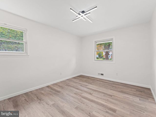 443 VALLEY RUN DR, Cherry Hill, NJ 08002