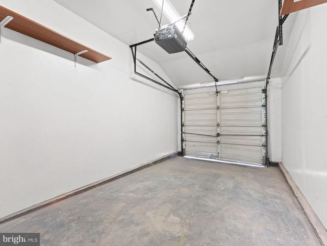 443 VALLEY RUN DR, Cherry Hill, NJ 08002