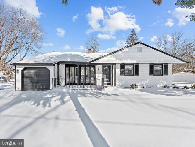 443 VALLEY RUN DR, Cherry Hill, NJ 08002